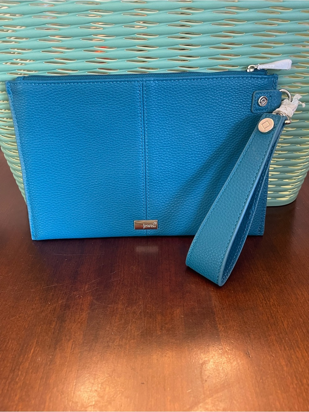 NWOT Thirty-One Teal Jewell envelope wristlet with detachable strap 6.75 x 9.75 - Picture 4 of 7